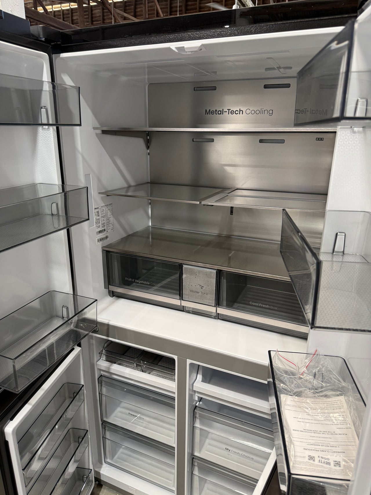 Factory second Hisense HRCD640TBW 640L PureFlex French Door Fridge - Second Hand Appliances Geebung