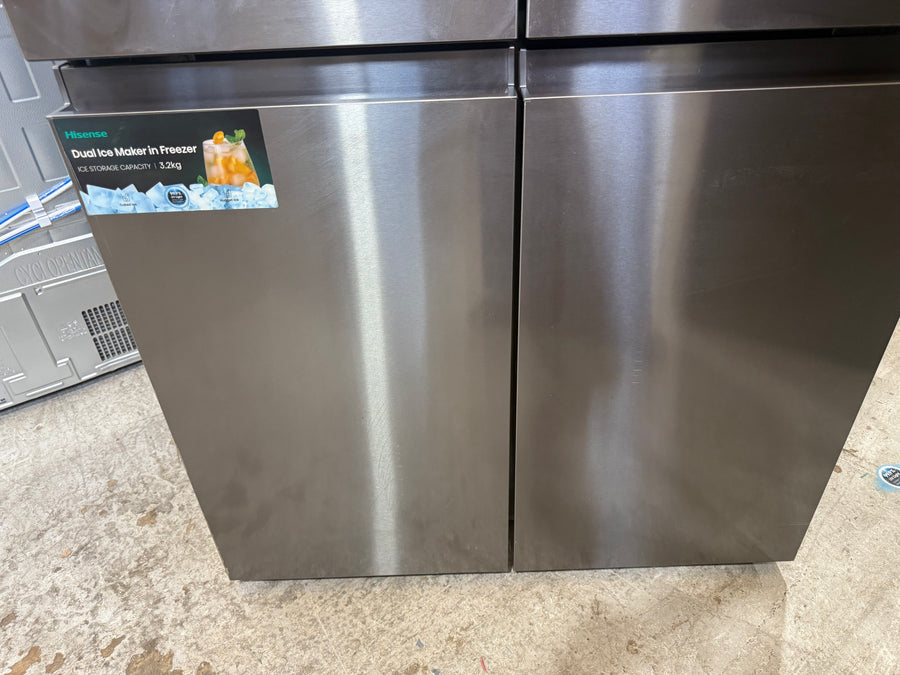 Factory second Hisense HRCD640TBW 640L PureFlex French Door Fridge - Second Hand Appliances Geebung