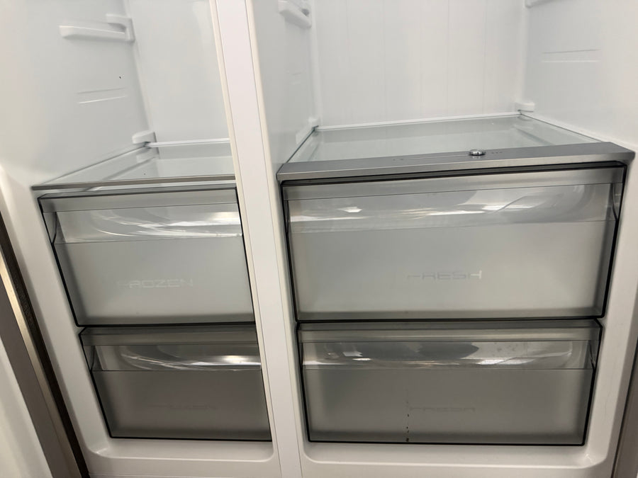 Factory second Hisense HRSBS540SW 541 L PureFlat Side-by-Side Refrigerator - Second Hand Appliances Geebung