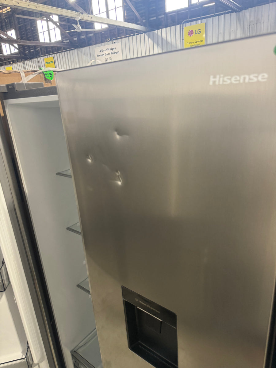 Factory second Hisense HRSBS540SW 541 L PureFlat Side-by-Side Refrigerator - Second Hand Appliances Geebung