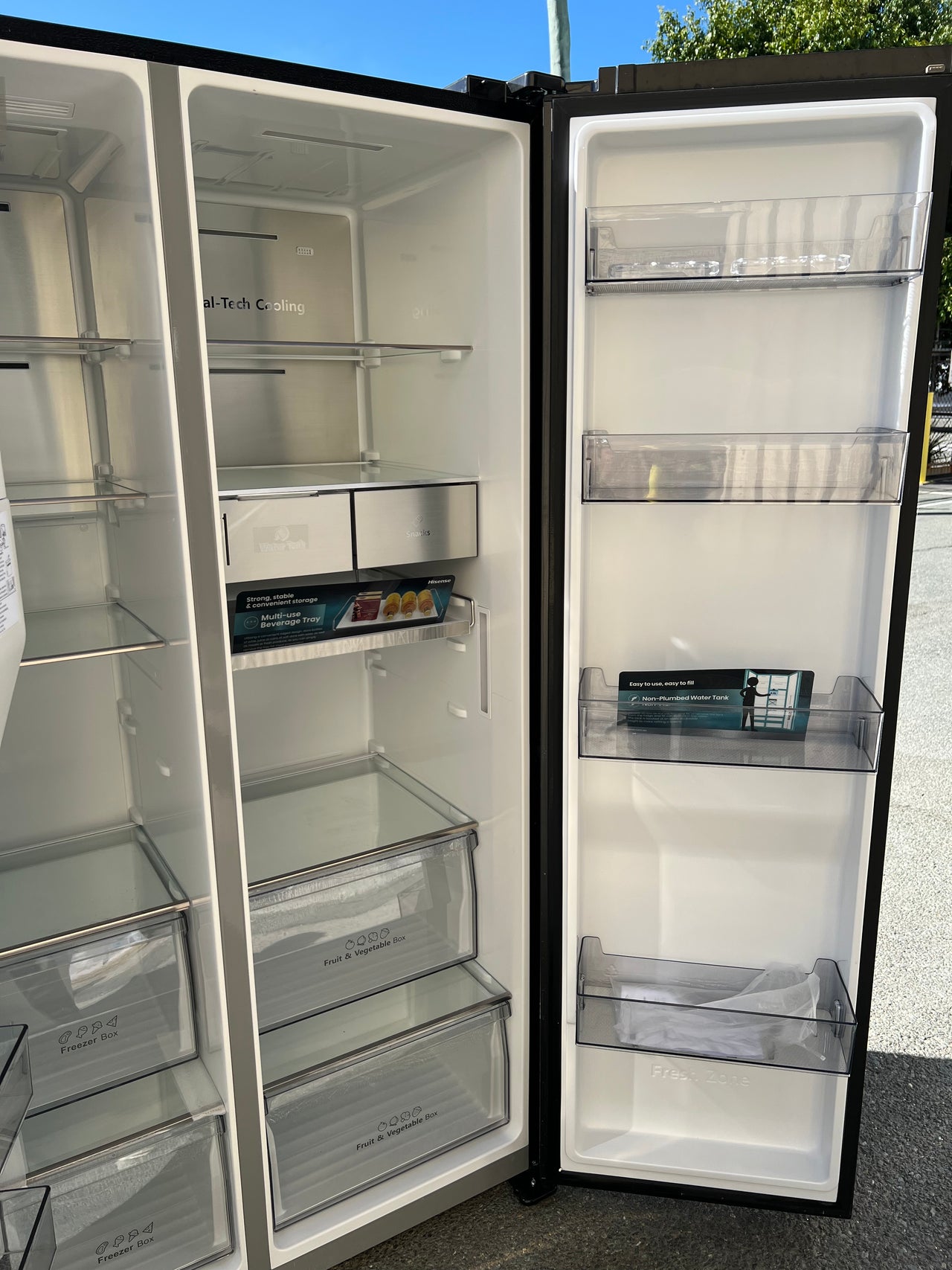 Factory second Hisense HRSBS632BW 632L Wi-Fi Side by Side Fridge (Black Steel) non plumber ice maker & water dispenser - Second Hand Appliances Geebung