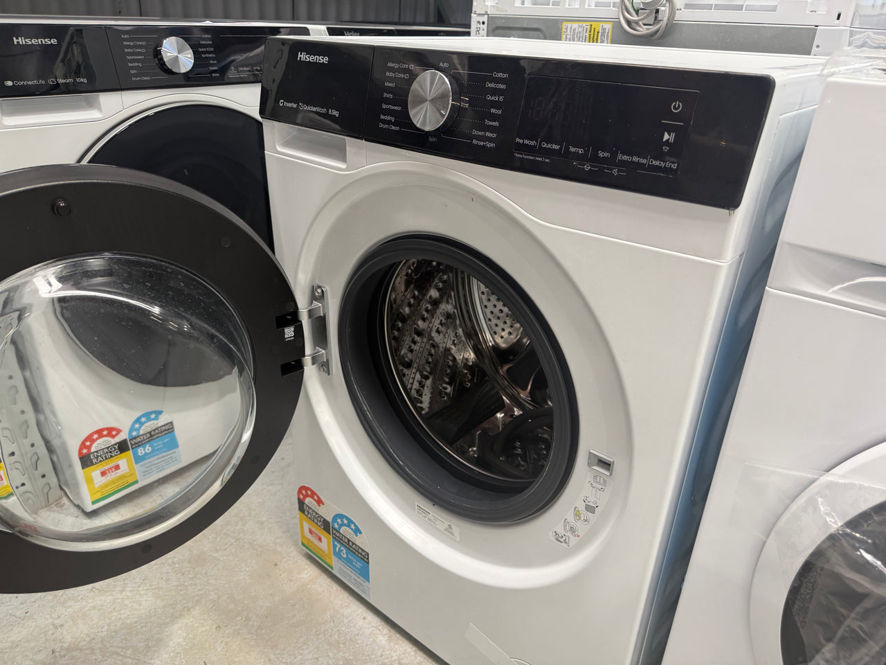 Factory second Hisense HWF3S8514 8.5kg front load washing machine - Second Hand Appliances Geebung