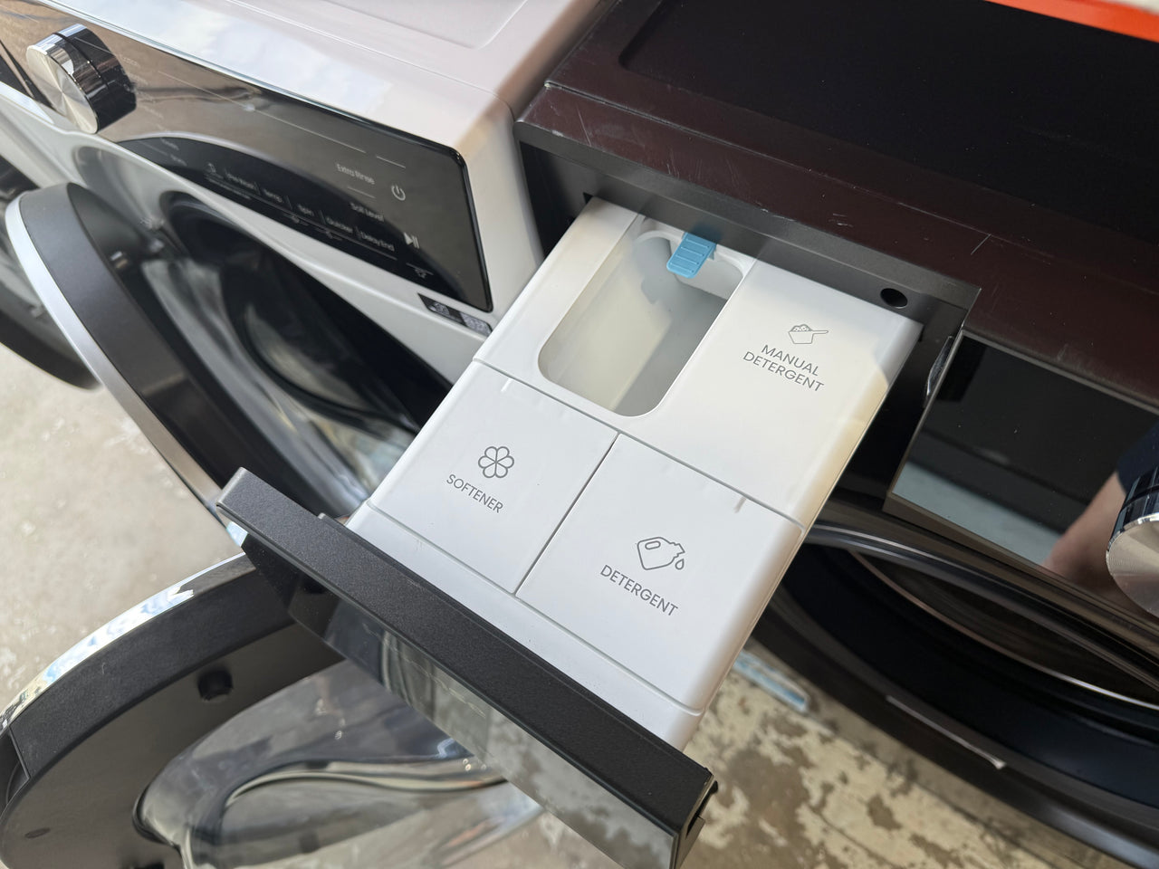 Factory second Hisense HWFS1214PB 12kg front-loading washing machine - Second Hand Appliances Geebung