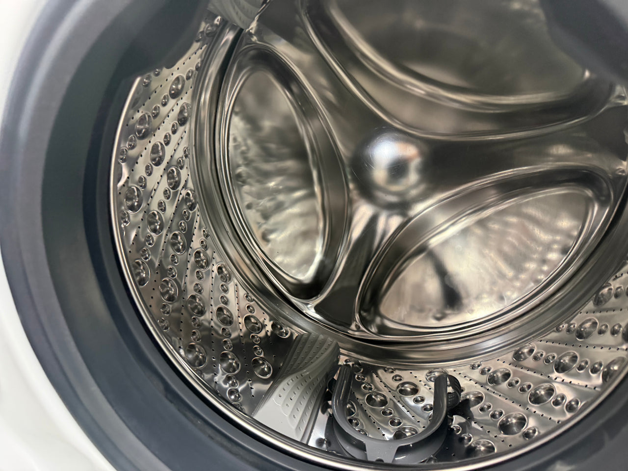 Buy Factory second 🔥 Hisense Washer + Fridge Combo Deal – Only $1399 🔥 |  | [product_variant] | Second Hand Appliances Geebung Brisbane