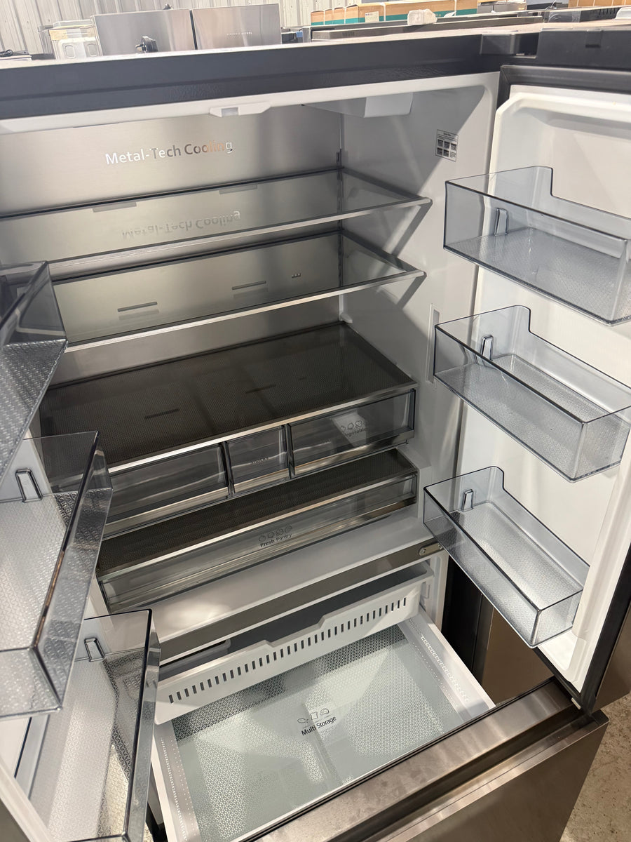 Buy Factory second 🔥 Hisense Washer + Fridge Combo Deal – Only $1399 🔥 |  | [product_variant] | Second Hand Appliances Geebung Brisbane
