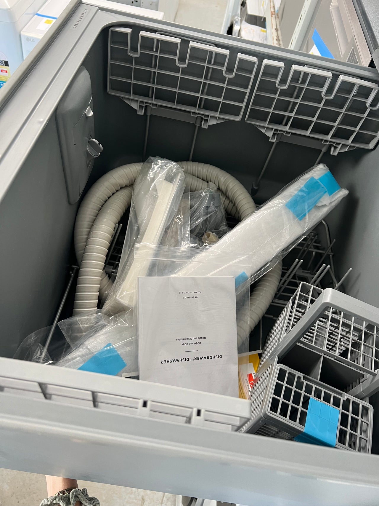 Factory second Integrated Single DishDrawer™ Dishwasher, Tall, Sanitise series 9 Model: DD60STI9 - Second Hand Appliances Geebung