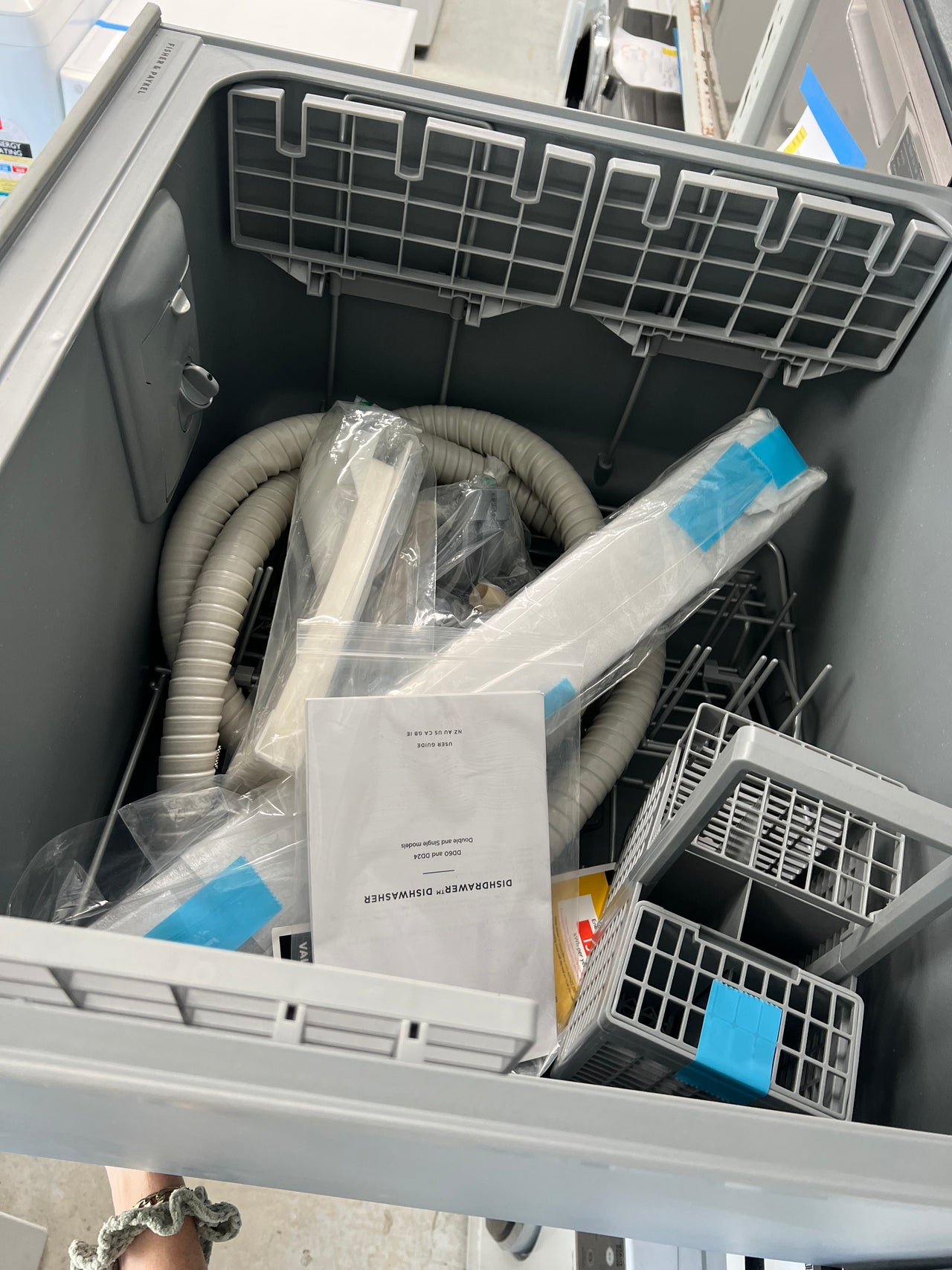 Factory second Integrated Single DishDrawer™ Dishwasher, Tall, Sanitise series 9 Model: DD60STI9 - Second Hand Appliances Geebung