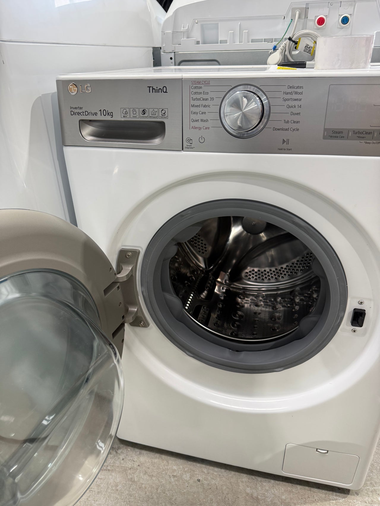 Factory second LG 10kg Front Load Washing Machine  – WV10-1410W - Second Hand Appliances Geebung