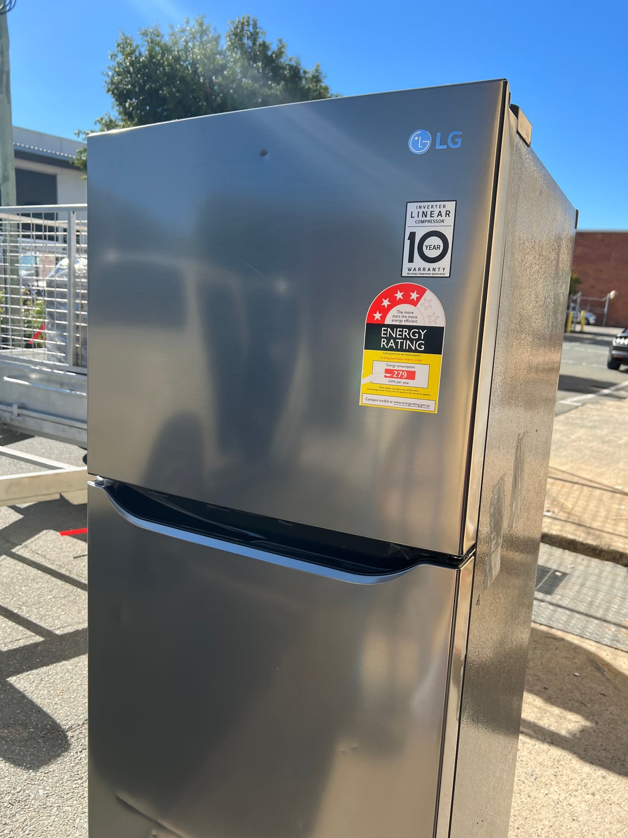 Factory second LG 312L Top Mount Frost Free Fridge with Door Cooling+ GT-332SDC - Second Hand Appliances Geebung