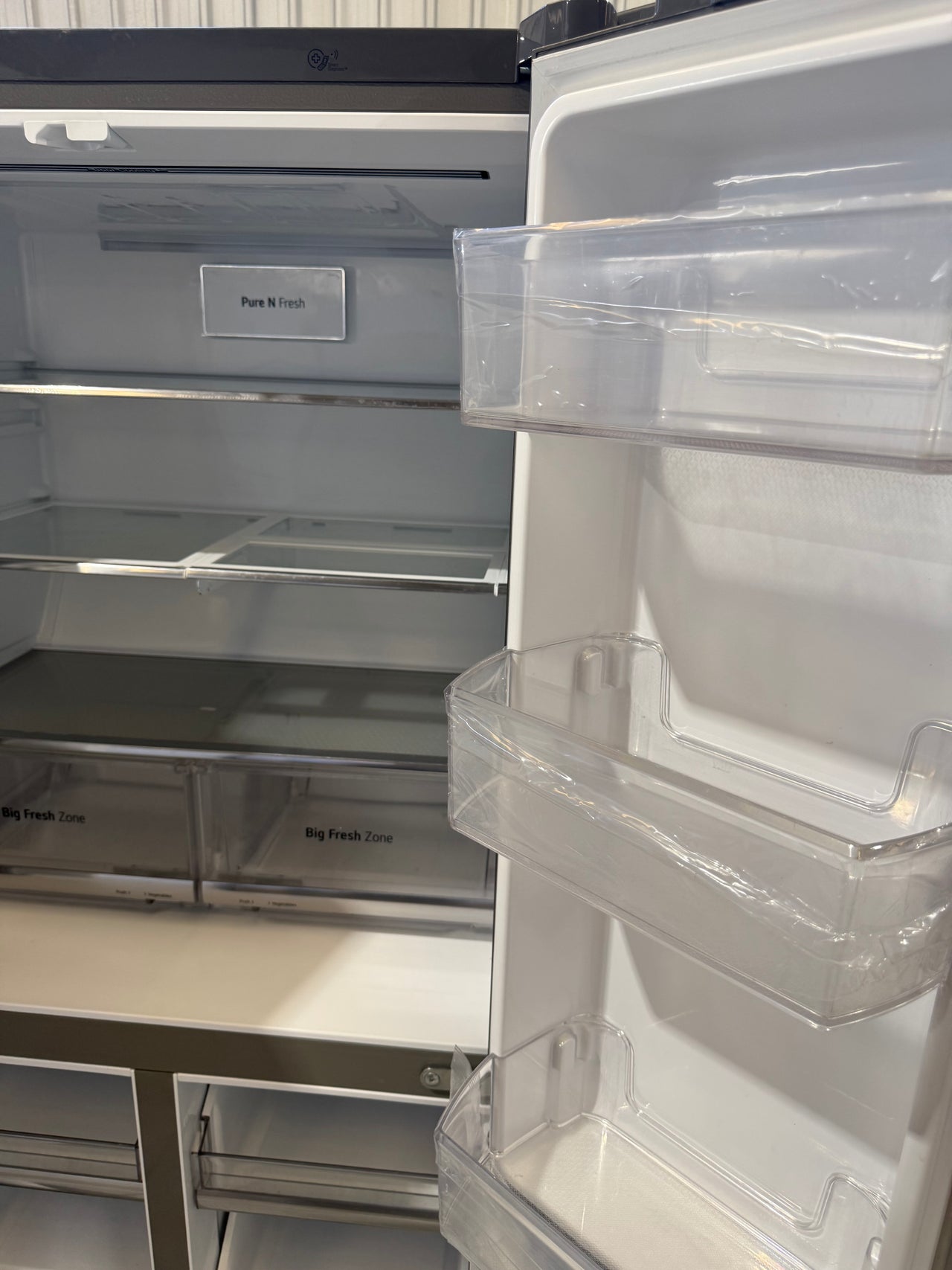 Factory second LG 506L French Door Refrigerator Model: GF-L570MBL - Second Hand Appliances Geebung