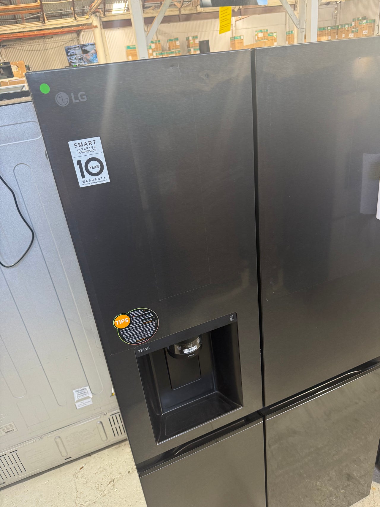 Factory second LG 635L Side-by-Side Fridge with Plumbed Ice &Water – Matte Black (GS-L600MBL) - Second Hand Appliances Geebung