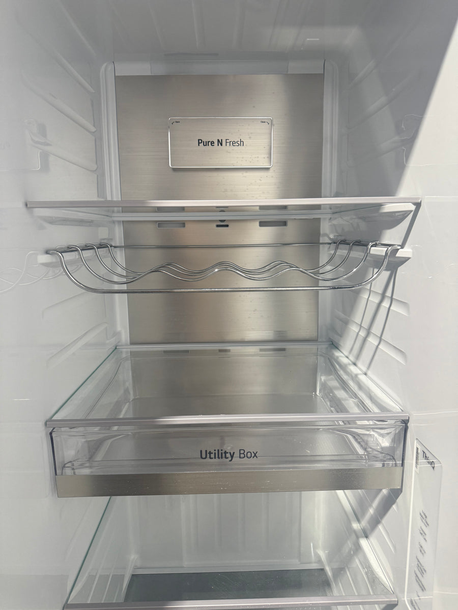 Factory second LG 635L Three Door Side by Side InstaView Fridge – Matte Black - Second Hand Appliances Geebung