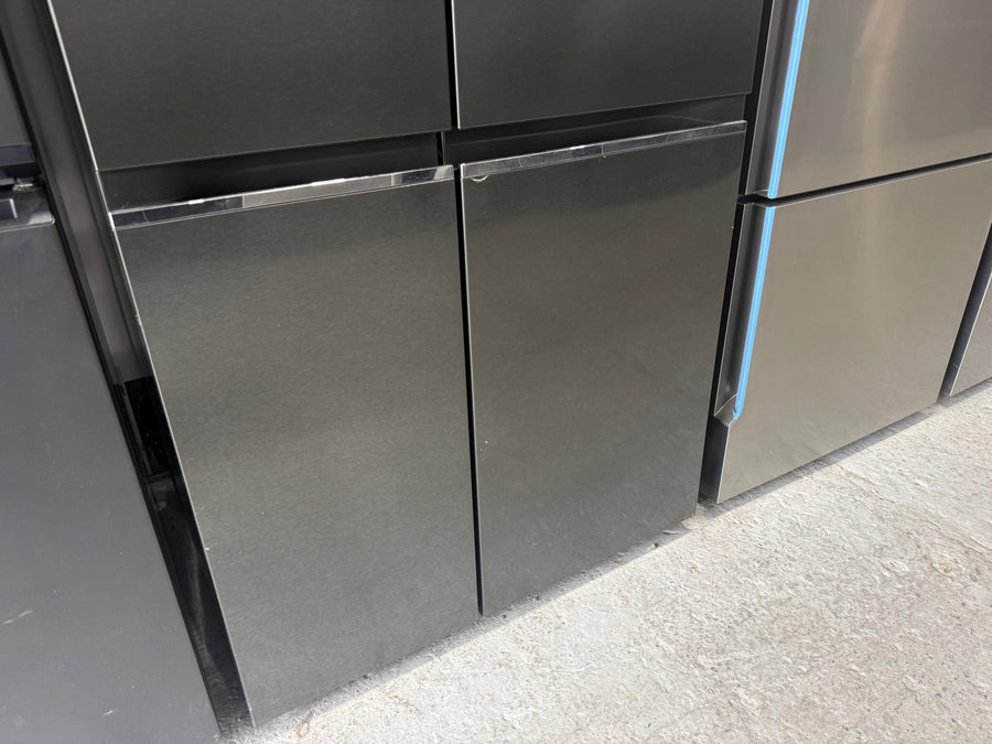 Factory second LG 655L Side by Side Fridge Model: GS-B655MBL - Second Hand Appliances Geebung