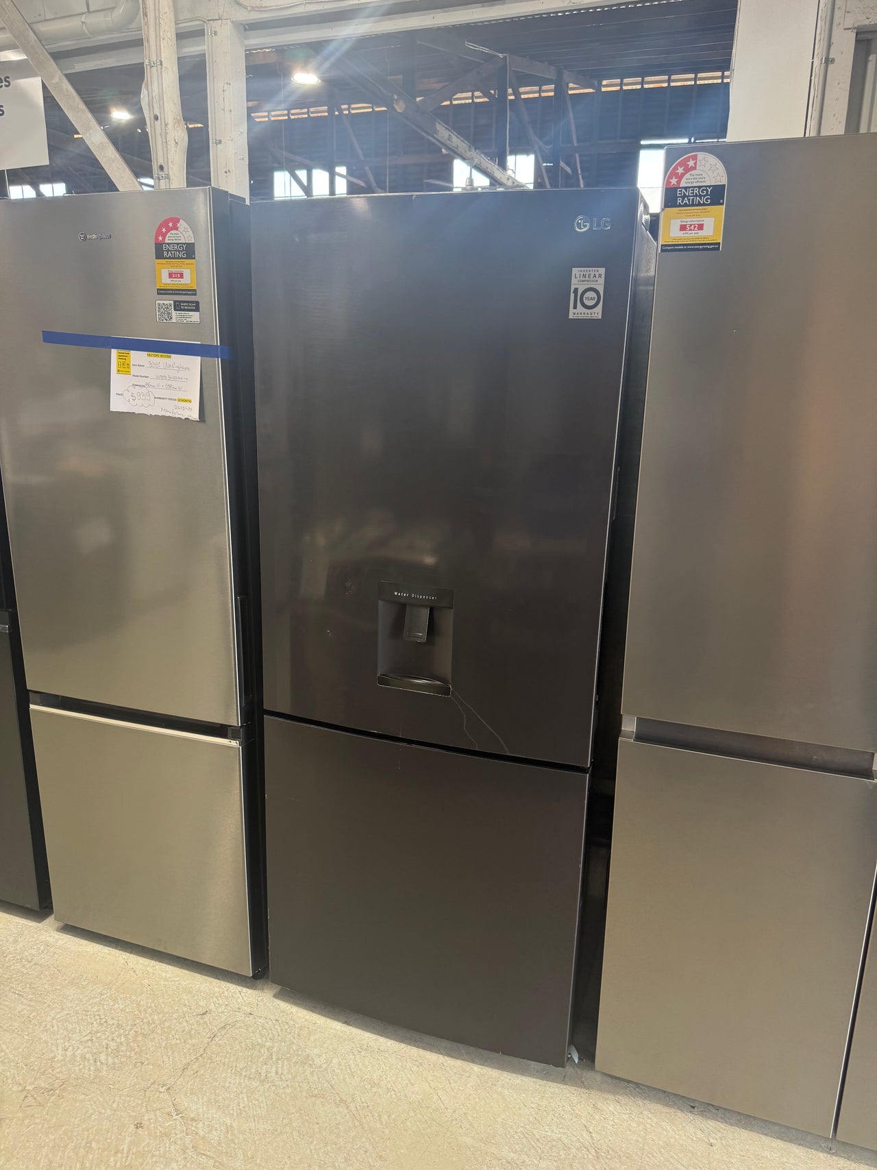 Factory second LG GB-W455MBL 420L Bottom Mount Fridge (Black) - Second Hand Appliances Geebung