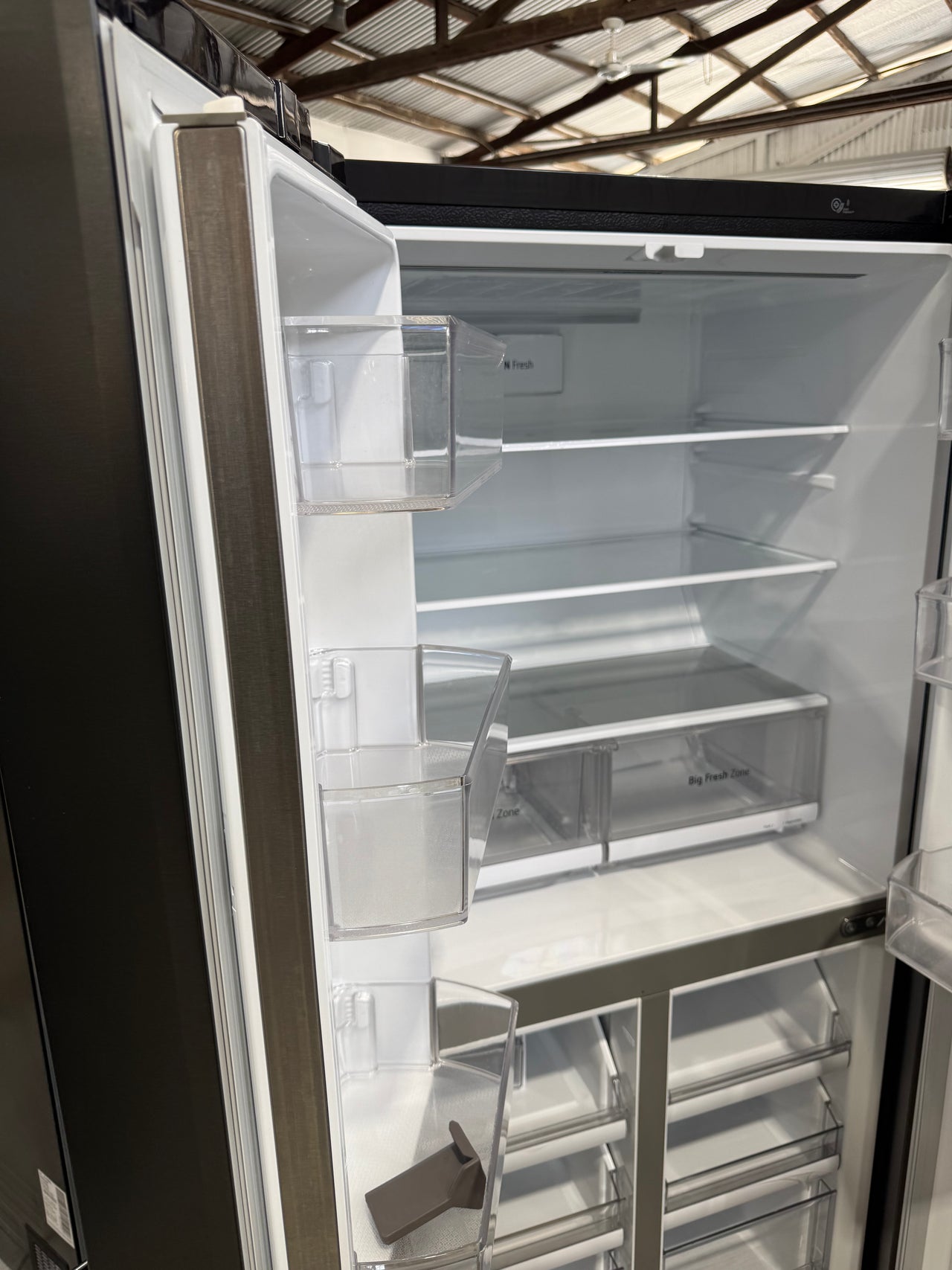 Factory second LG GF-B590MBL 530L French Door Fridge (Matte Black) - Second Hand Appliances Geebung