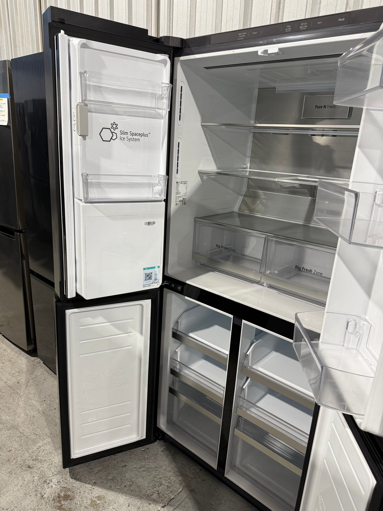 Factory second LG GF-L500MBL 506L Slim French Door Fridge - Second Hand Appliances Geebung