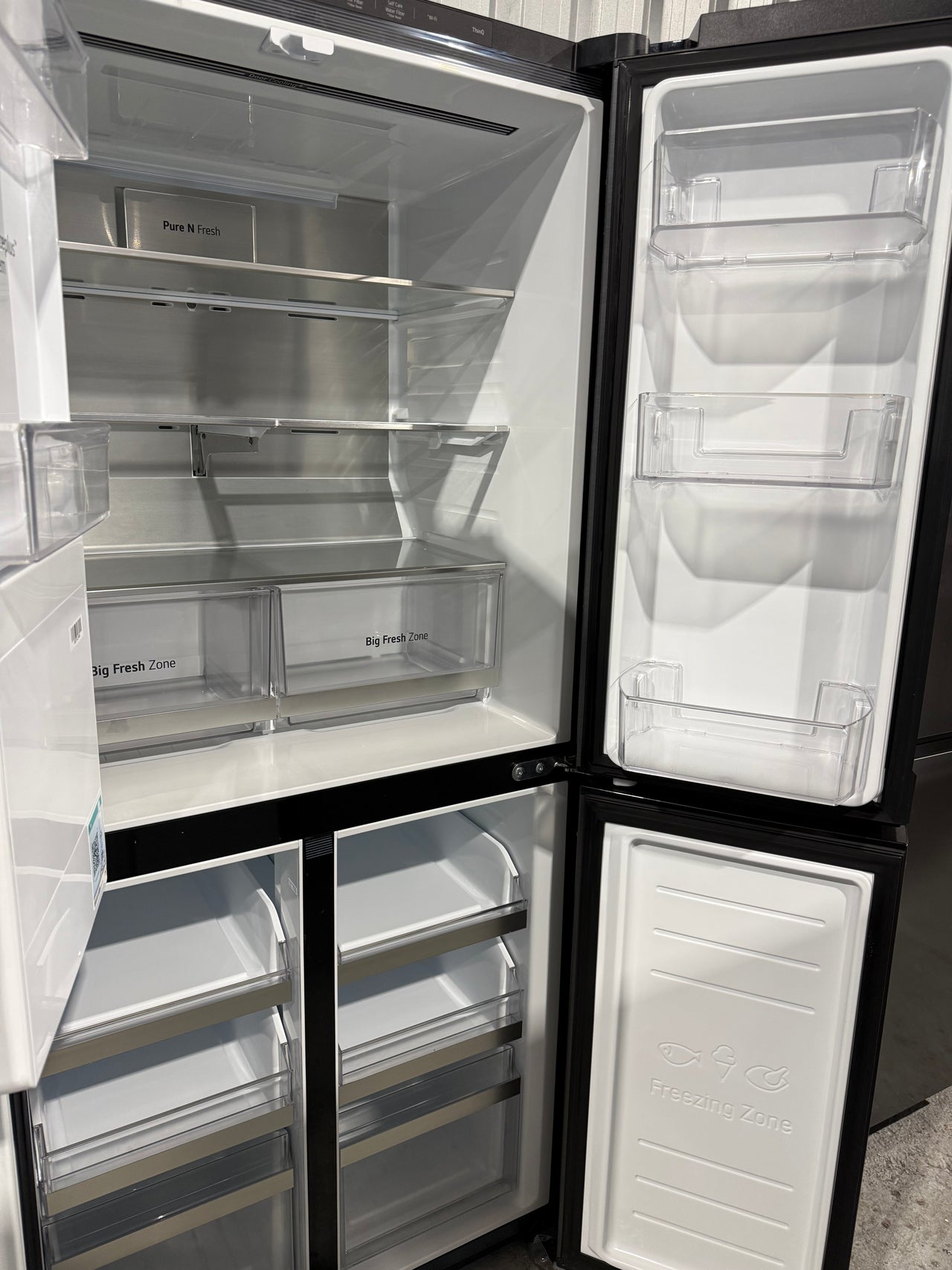 Factory second LG GF-L500MBL 506L Slim French Door Fridge - Second Hand Appliances Geebung