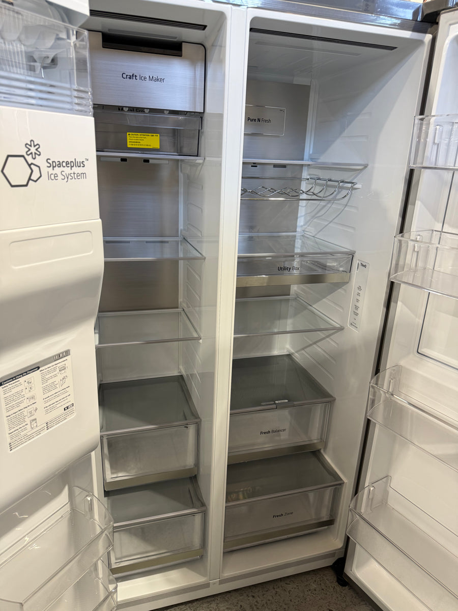 Factory second LG GS-D600PLC 635L Side-by-Side Refrigerator - Second Hand Appliances Geebung