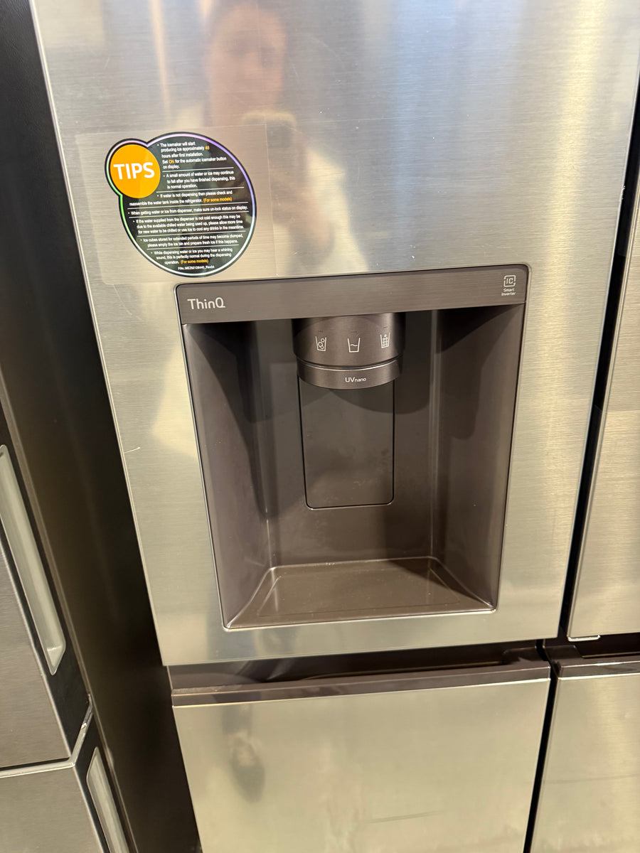 Factory second LG GS-D600PLC 635L Side-by-Side Refrigerator - Second Hand Appliances Geebung