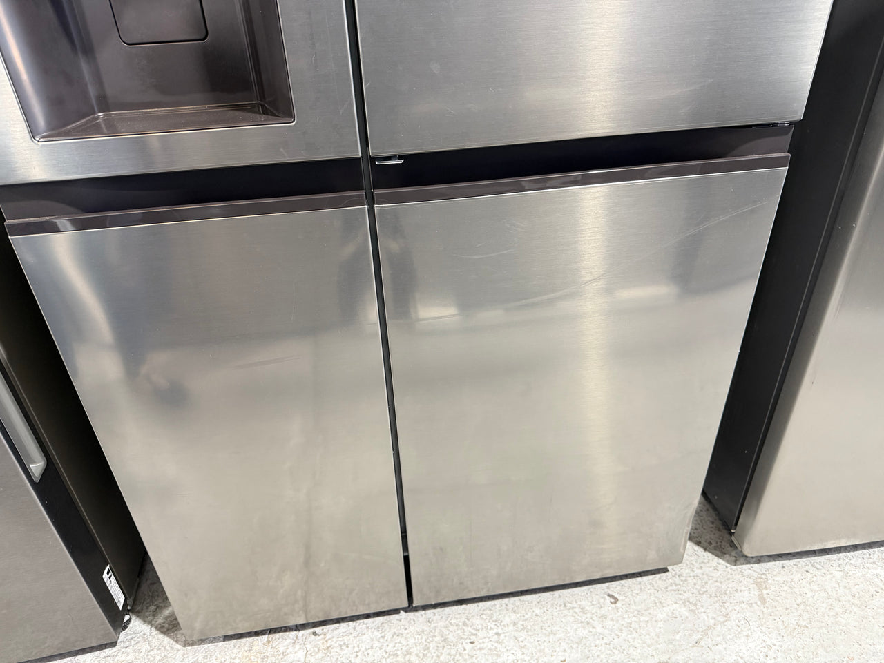 Factory second LG GS-D600PLC 635L Side-by-Side Refrigerator - Second Hand Appliances Geebung