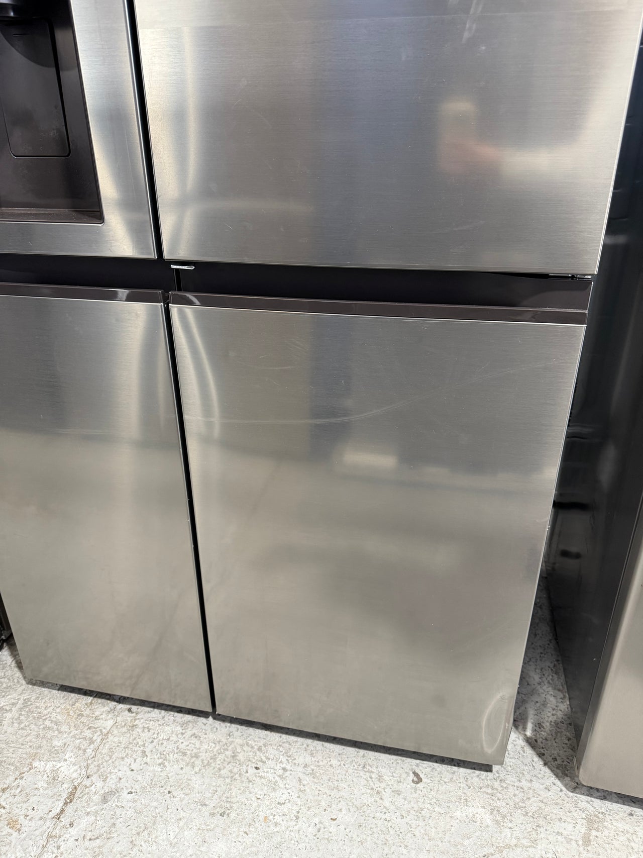 Factory second LG GS-D600PLC 635L Side-by-Side Refrigerator - Second Hand Appliances Geebung