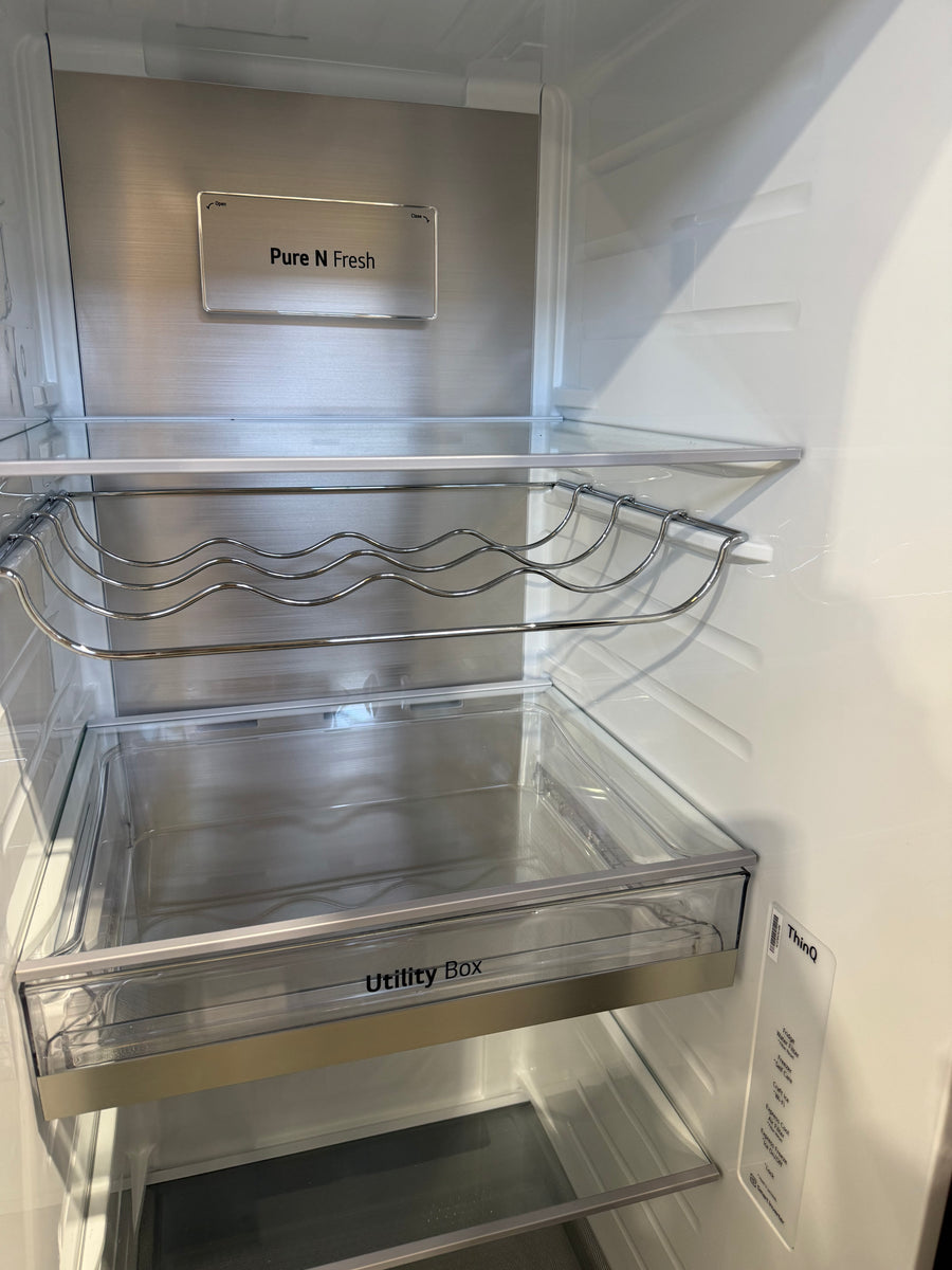 Factory second LG GS-D600PLC 635L Side-by-Side Refrigerator - Second Hand Appliances Geebung