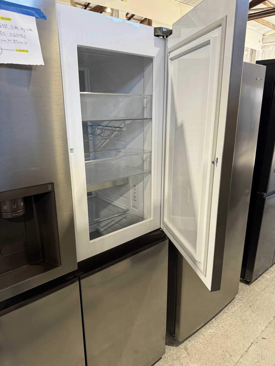 Factory second LG GS-D600PLC 635L Side-by-Side Refrigerator - Second Hand Appliances Geebung