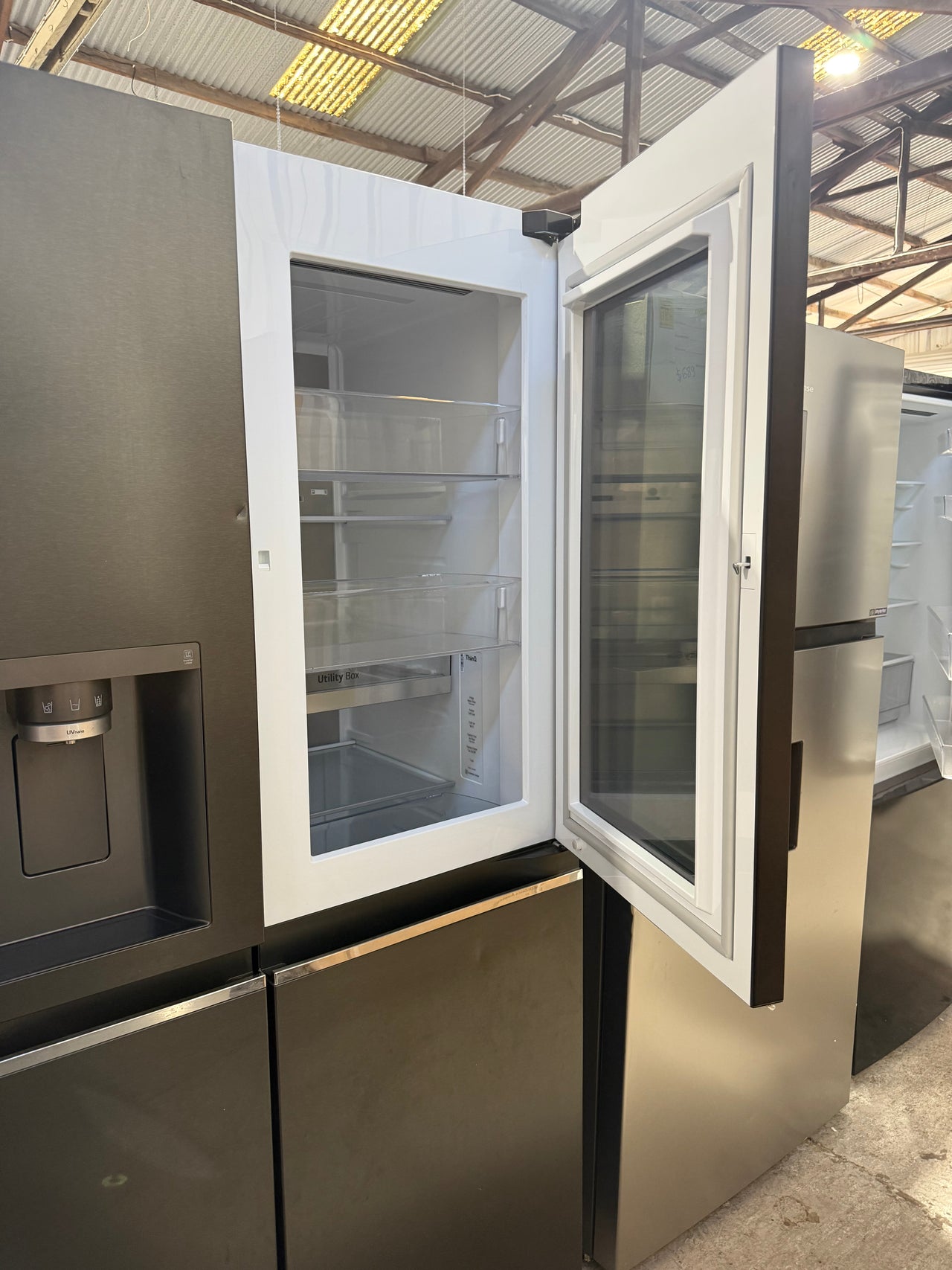 Factory second LG GS-V635MBLC 635L Side by Side Fridge (Matte Black) - Second Hand Appliances Geebung