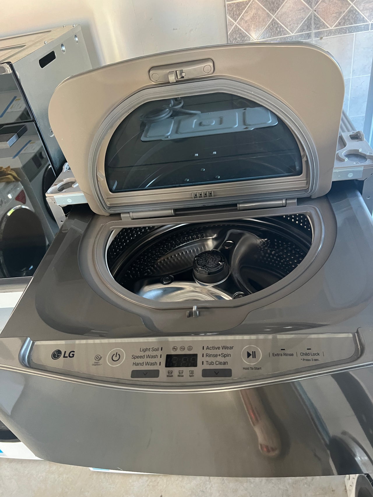 Factory second LG WTP2071V 2.5kg Stainless Mini Washer for Front Load Washers - Second Hand Appliances Geebung