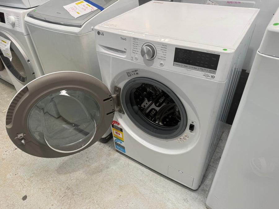 Factory second LG WV5-1409W 9kg AI Direct Drive Front Load Washer with Steam - Second Hand Appliances Geebung