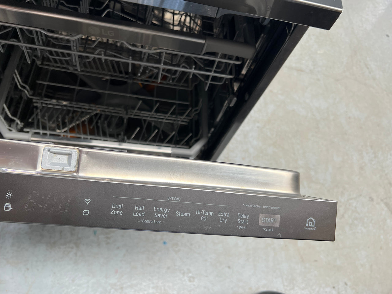 Factory second LG XD3A25BS TrueSteam 15-Place Setting Freestanding Dishwasher (Black/Steel) - Second Hand Appliances Geebung