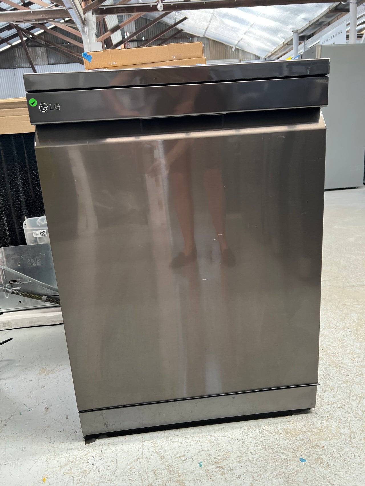 Factory second LG XD3A25BS TrueSteam 15-Place Setting Freestanding Dishwasher (Black/Steel) - Second Hand Appliances Geebung