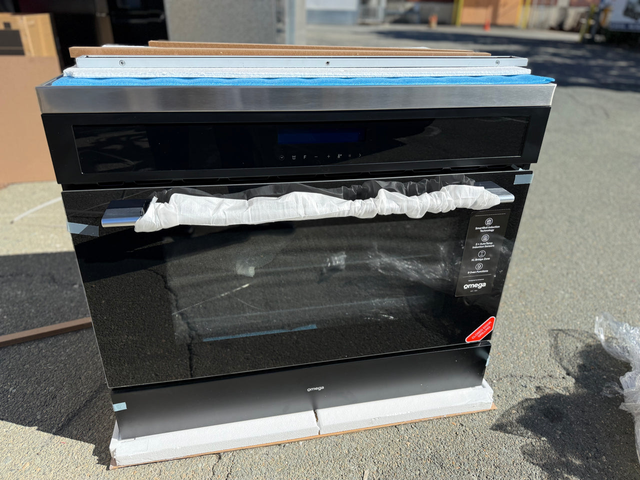 Factory second Omega OFOIC909B 90cm Freestanding Cooker with Induction Cooktop - Second Hand Appliances Geebung