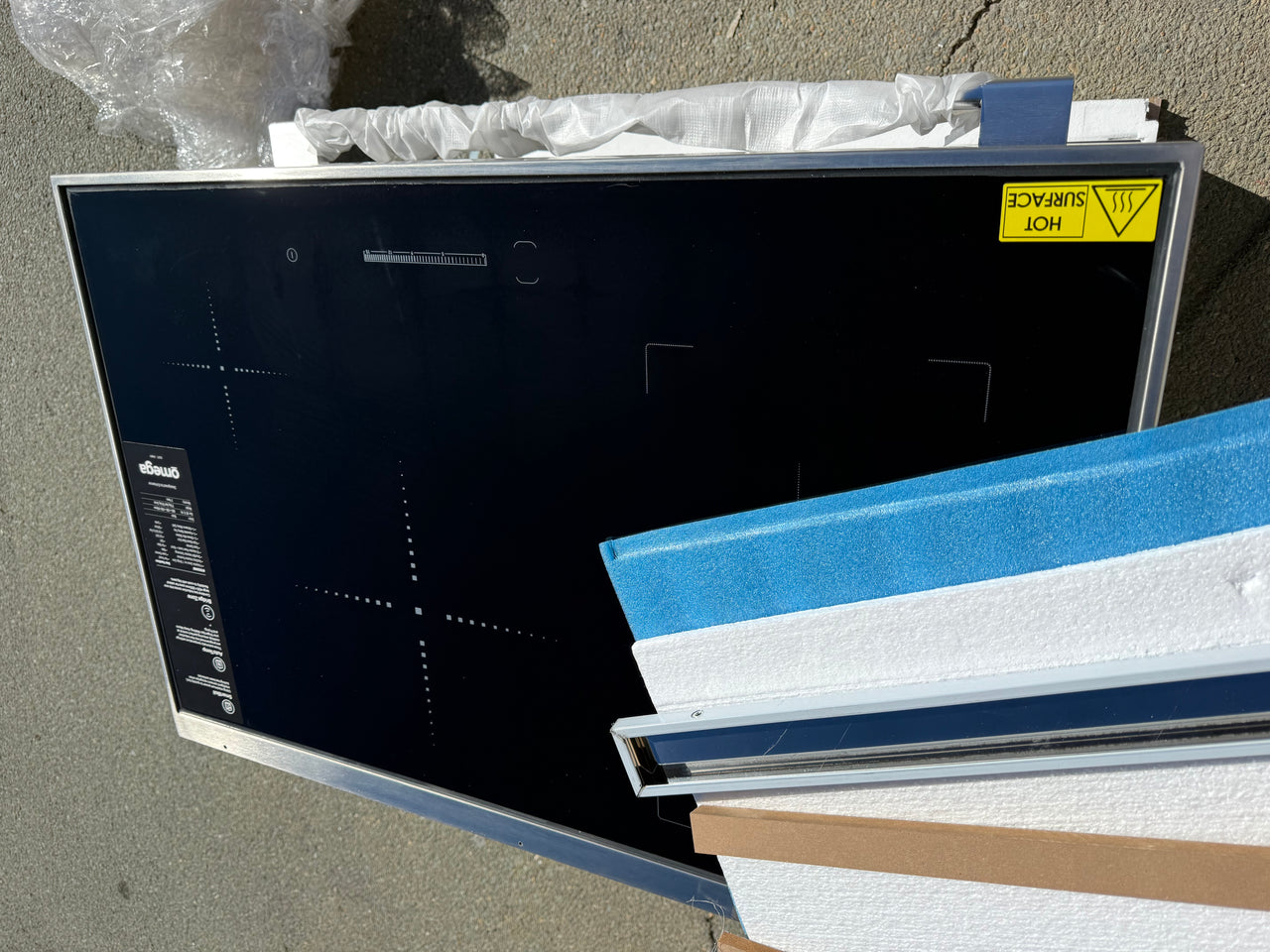 Factory second Omega OFOIC909B 90cm Freestanding Cooker with Induction Cooktop - Second Hand Appliances Geebung