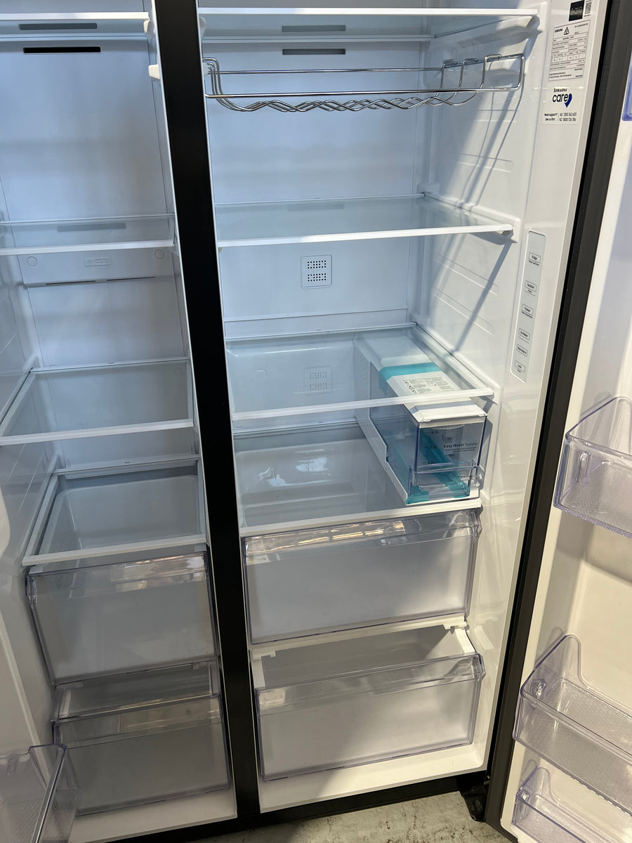 Factory second Samsung 635L Side By Side Refrigerator SRS673DMB wit non-plumbed ice and water - Second Hand Appliances Geebung