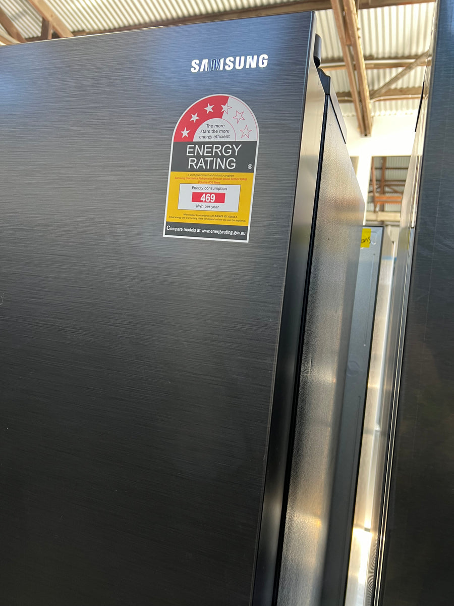 Factory second Samsung 635L Side By Side Refrigerator SRS673DMB wit non-plumbed ice and water - Second Hand Appliances Geebung