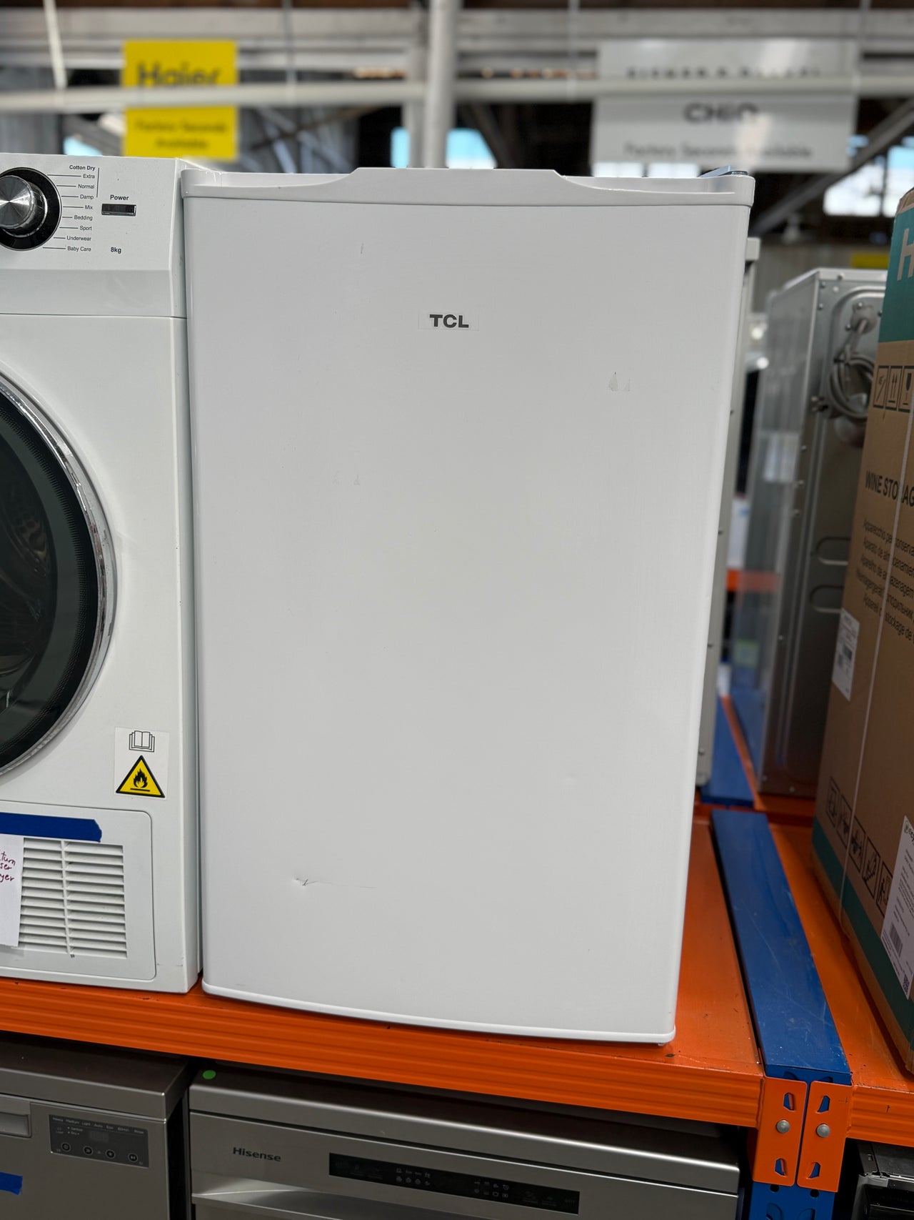 Factory second TCL 121L Bar Fridge – Model F122DW - Second Hand Appliances Geebung