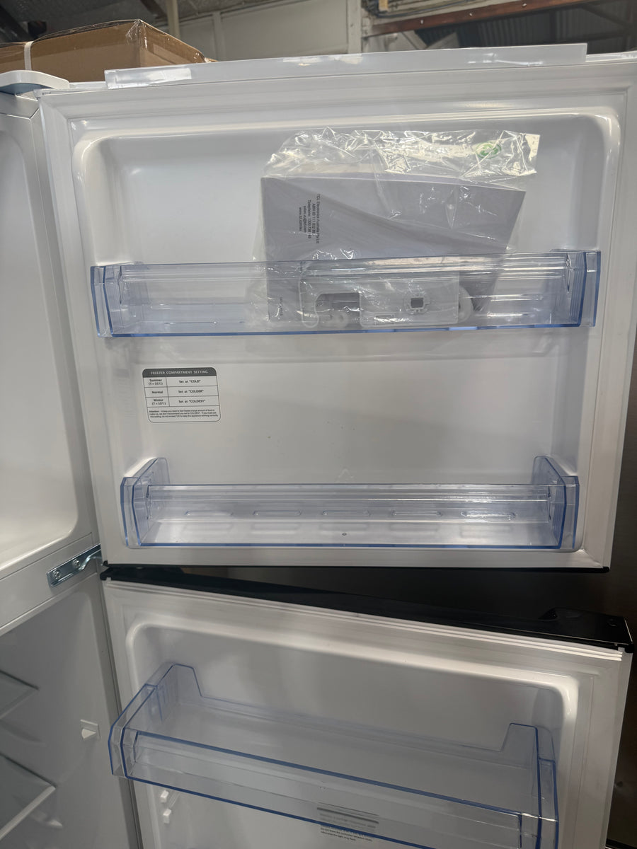 Factory second TCL 362L Top Mount Refrigerator – White (P362TMW) - Second Hand Appliances Geebung