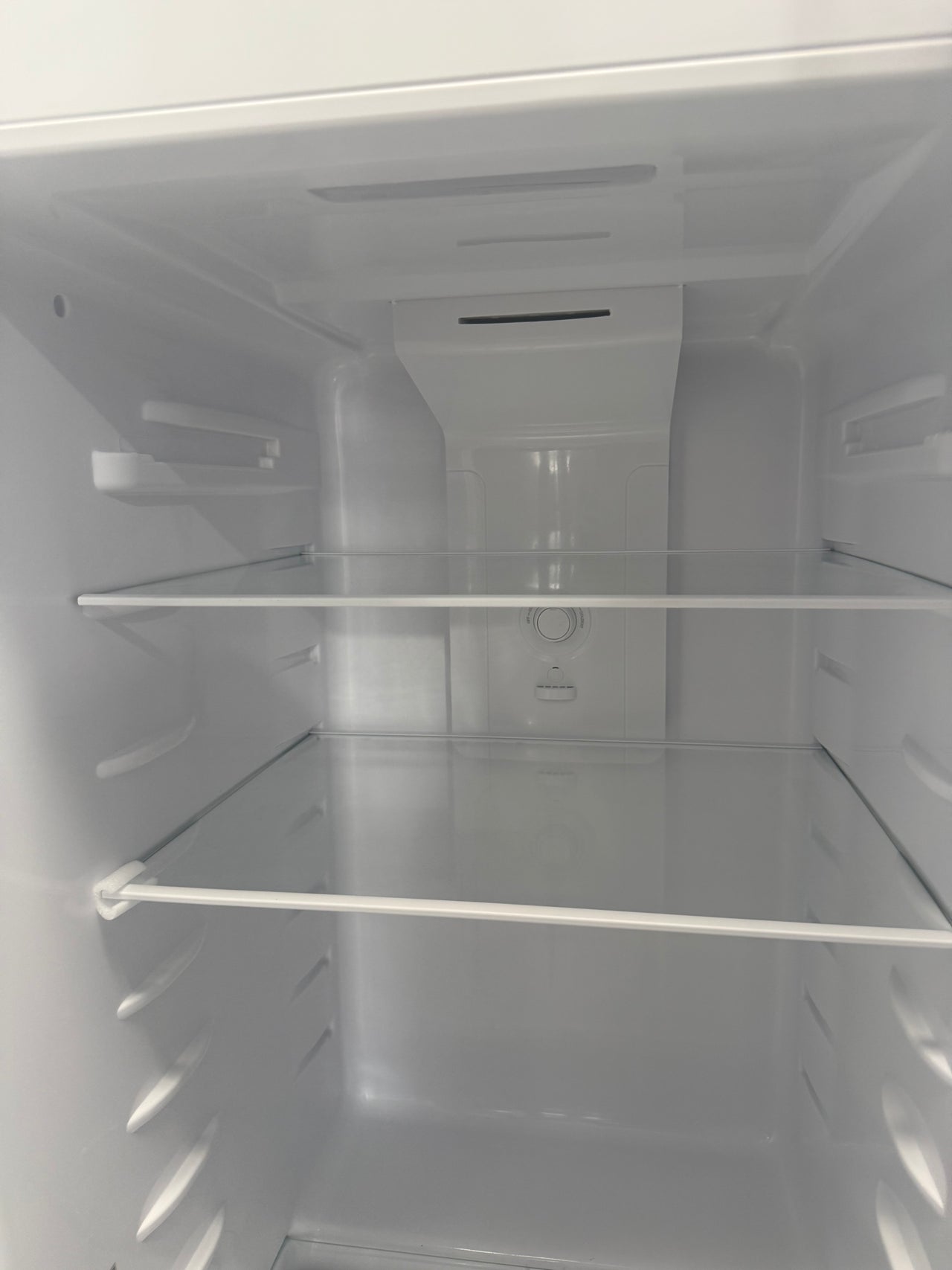 Factory second TCL 362L Top Mount Refrigerator – White (P362TMW) - Second Hand Appliances Geebung