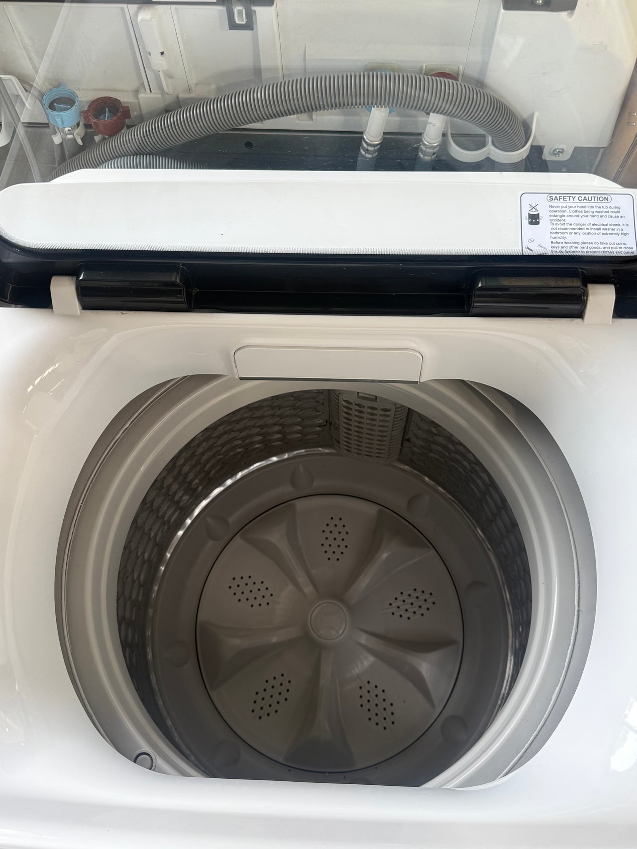 Factory second TCL 9kg Top Load Washing Machine – F709TLW - Second Hand Appliances Geebung