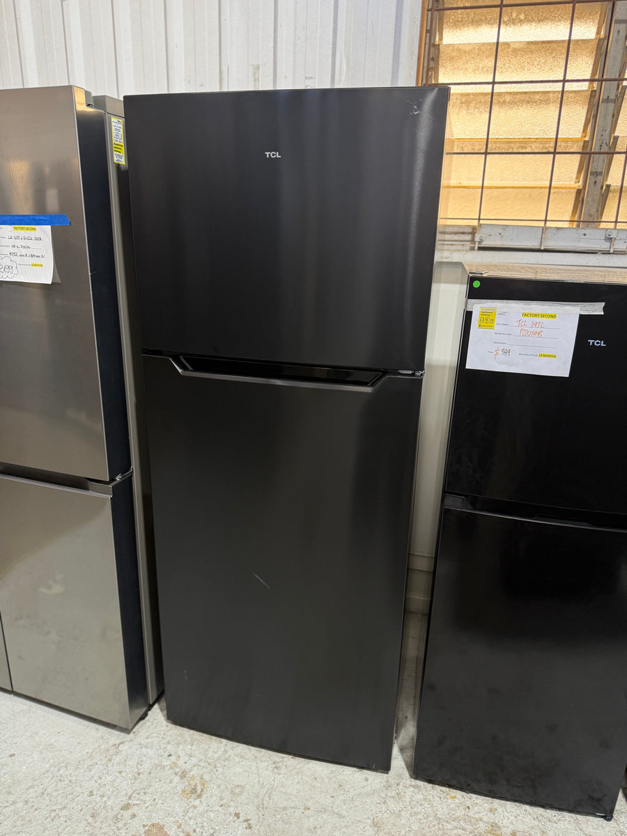 Factory second 🔥 TCL Combo Deal – Only $979! 🔥 415L TCL top mounted refrigerator + 7.5kg TCL front loader - Second Hand Appliances Geebung