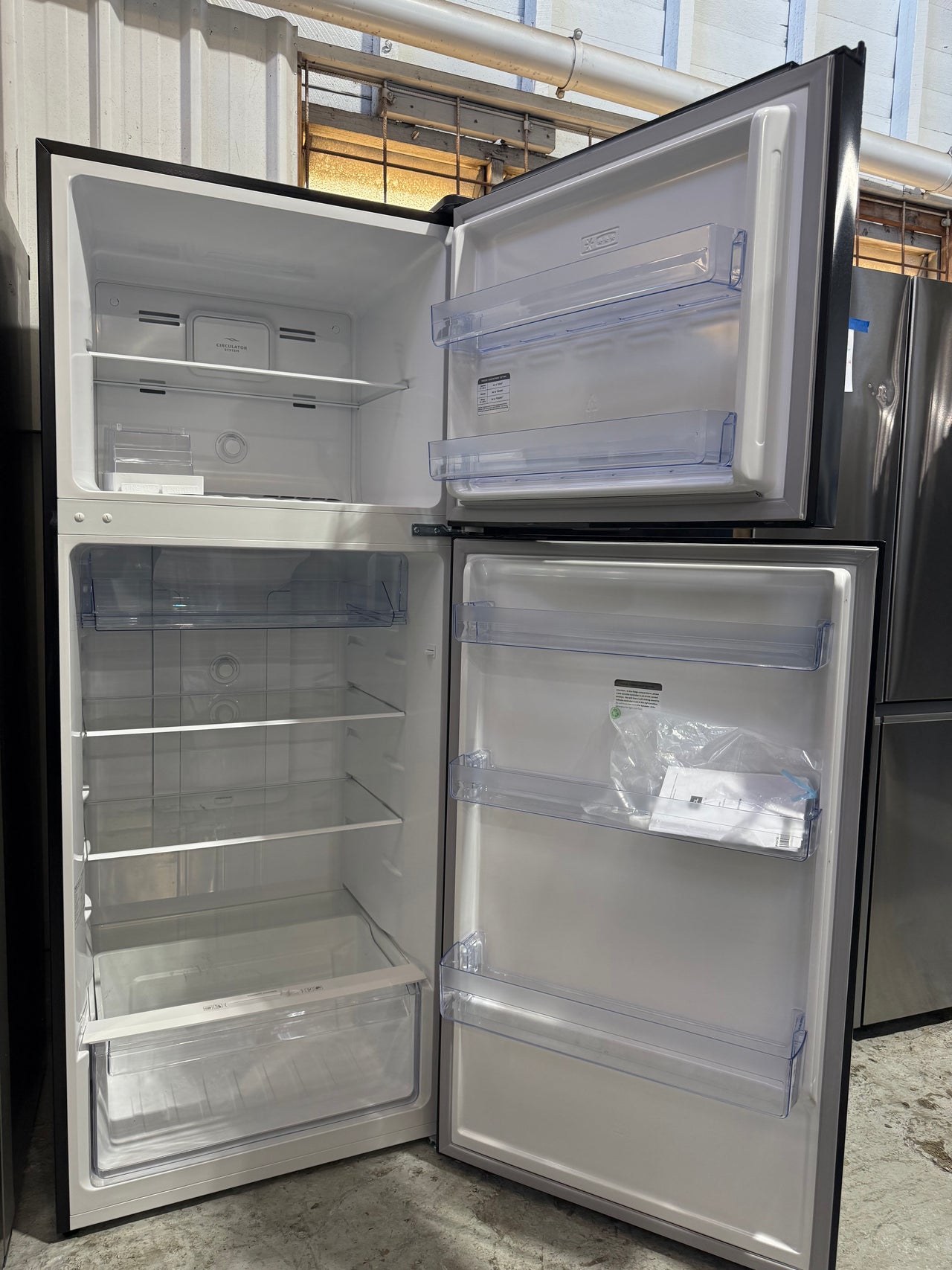Factory second 🔥 TCL Combo Deal – Only $979! 🔥 415L TCL top mounted refrigerator + 7.5kg TCL front loader - Second Hand Appliances Geebung