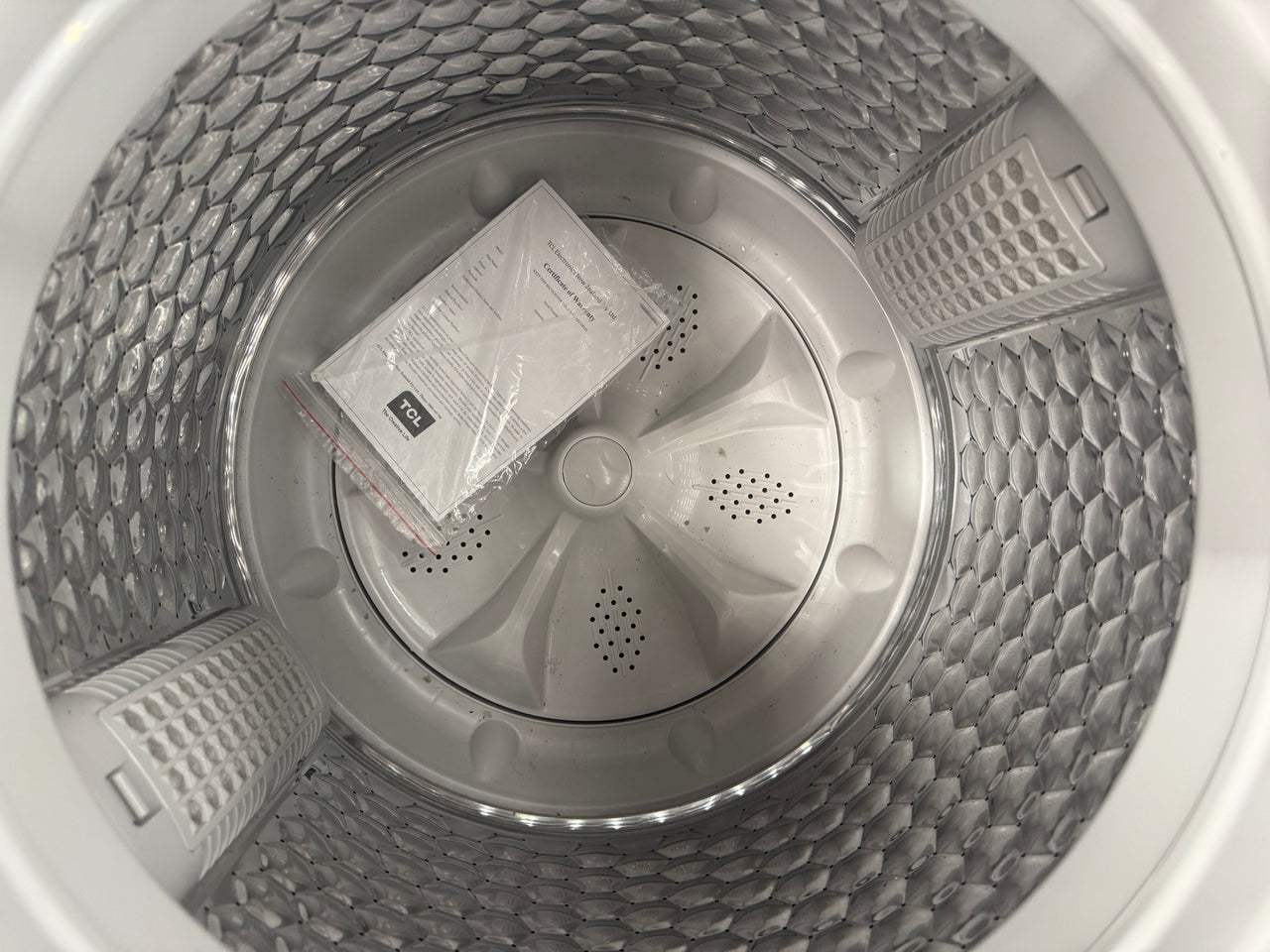 Factory second TCL F709TLW 9 kg Top-Load Washing Machine - Second Hand Appliances Geebung