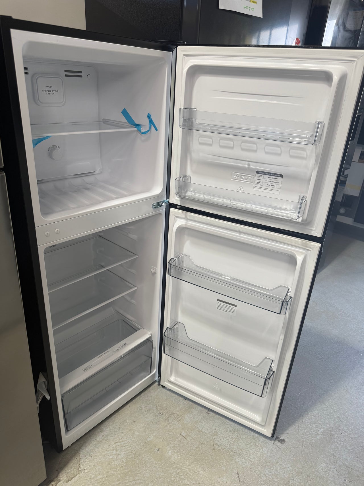 Factory second TCL P220TMB 197-litre top mount refrigerator - Second Hand Appliances Geebung