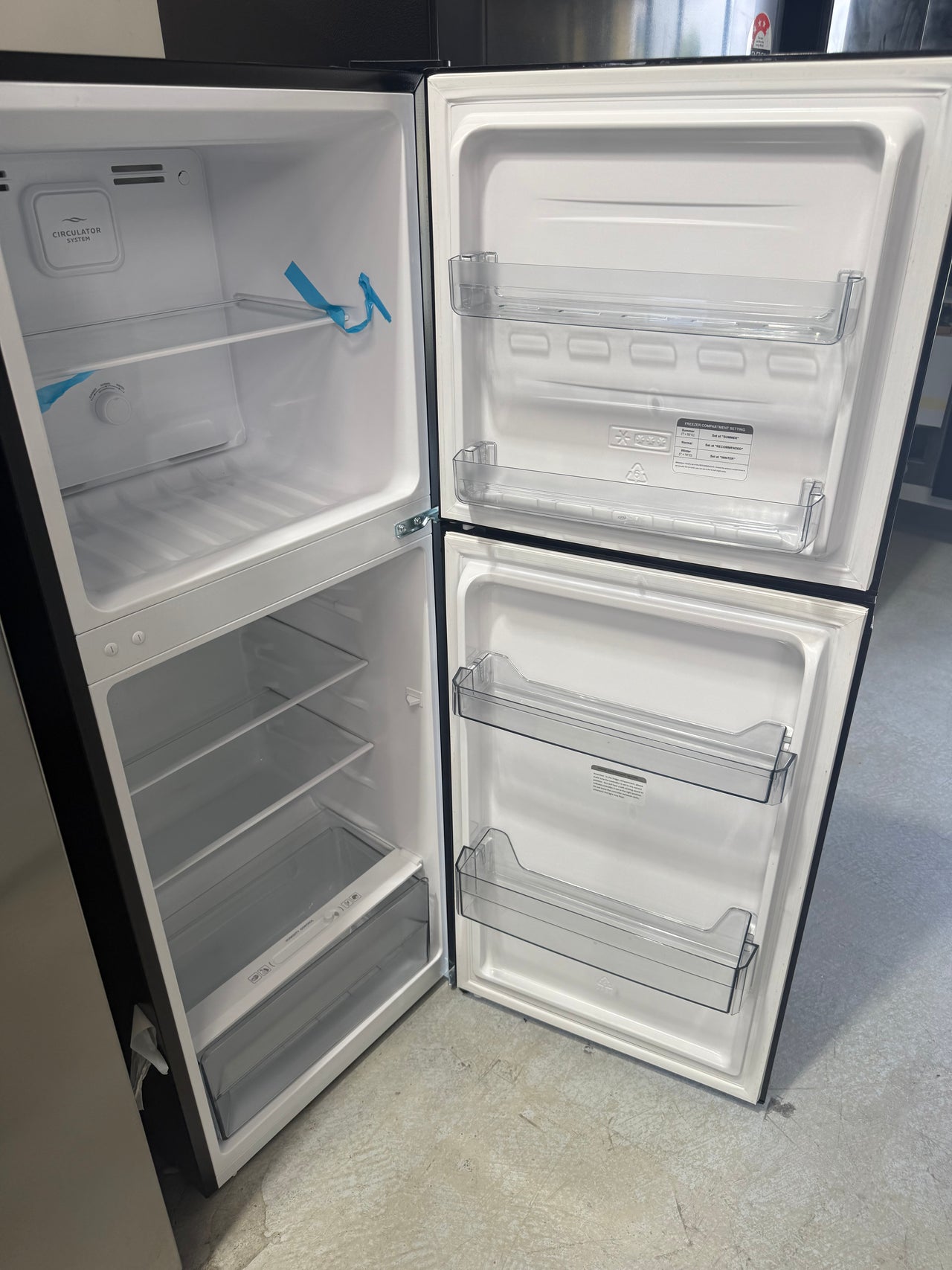 Factory second TCL P220TMB 197-litre top mount refrigerator - Second Hand Appliances Geebung