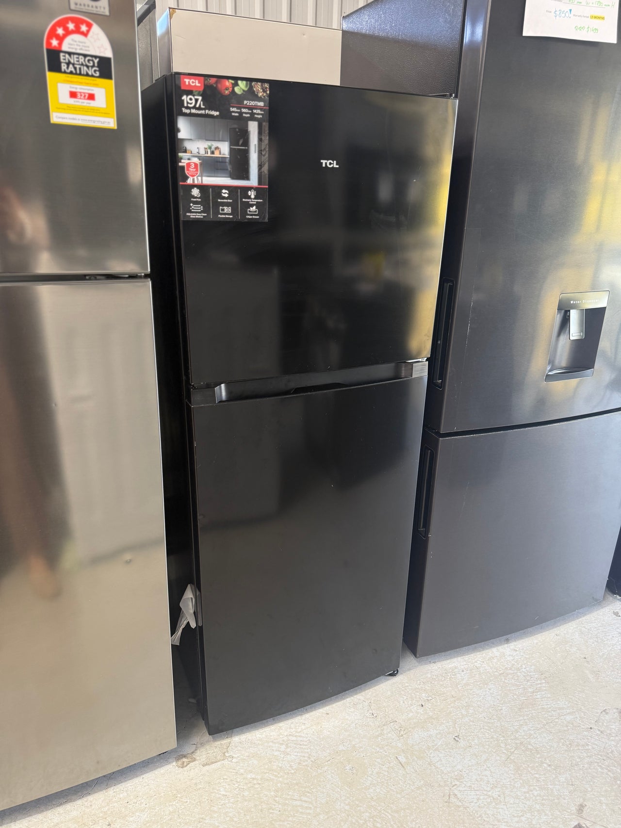 Factory second TCL P220TMB 197-litre top mount refrigerator - Second Hand Appliances Geebung