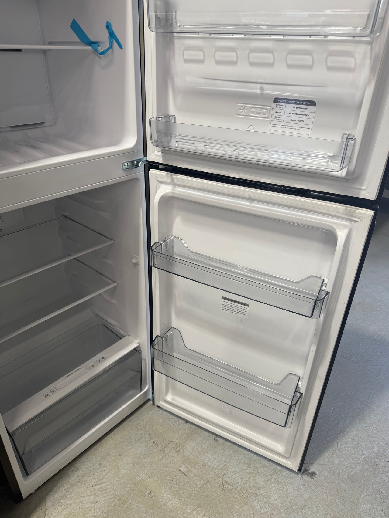 Factory second TCL P220TMB 197-litre top mount refrigerator - Second Hand Appliances Geebung