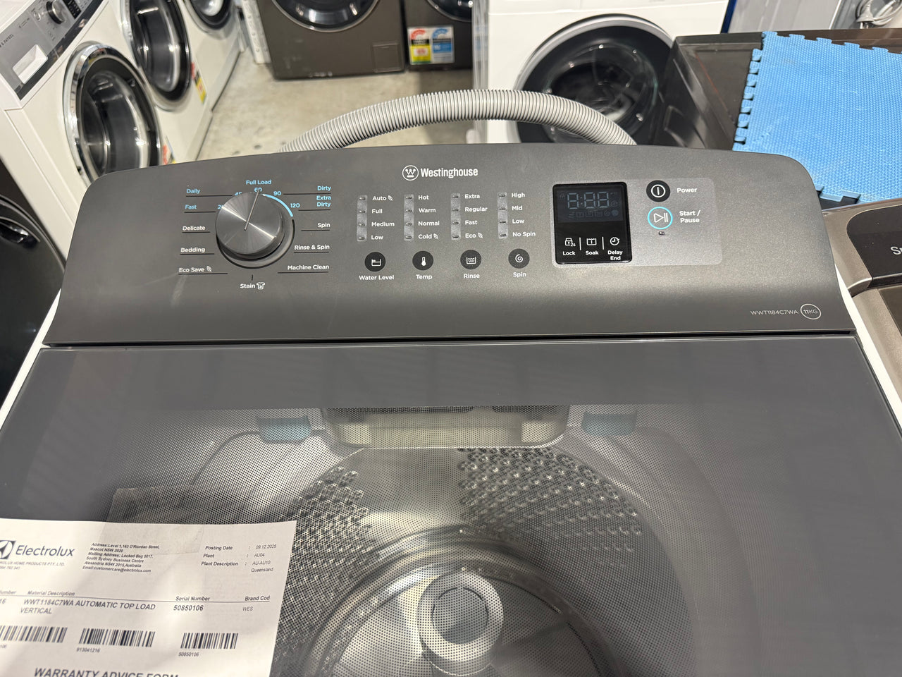 Factory second Westinghouse 11 kg EasyCare 700 Top Load Washing Machine (WWT1184C7WA) - Second Hand Appliances Geebung