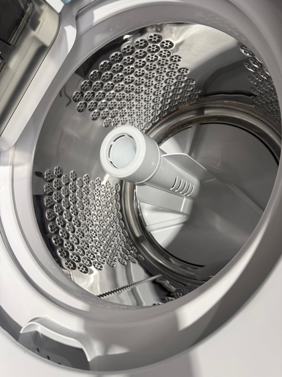 Factory second Westinghouse 11 kg EasyCare 700 Top Load Washing Machine (WWT1184C7WA) - Second Hand Appliances Geebung