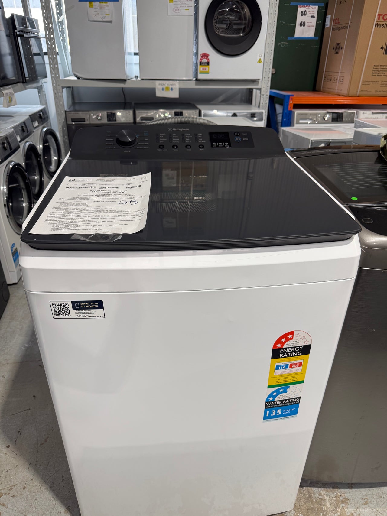 Factory second Westinghouse 11 kg EasyCare 700 Top Load Washing Machine (WWT1184C7WA) - Second Hand Appliances Geebung